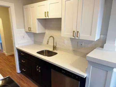 2037 Boylston Ave E, Seattle, WA 98102