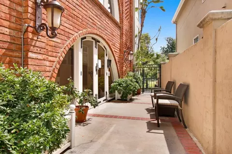 416 S Spalding Dr, Beverly Hills, CA 90212 photo 14