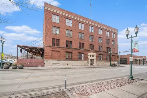 196 E 6th St, Sioux Falls, SD 57104