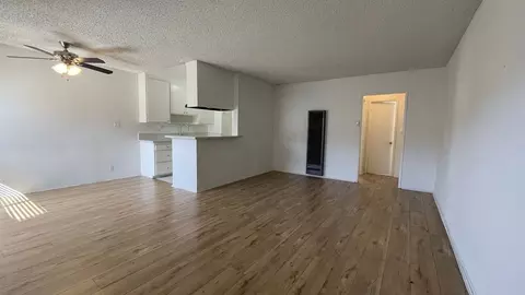 849 N Mccadden Pl, Los Angeles, CA 90038 photo 3