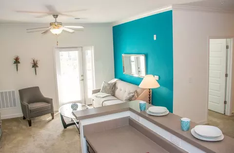100 Banbury Ct, Newport News, VA 23608
