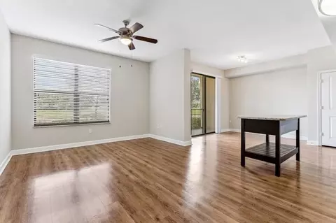 4504 W Spruce St, Tampa, FL 33607 photo 10