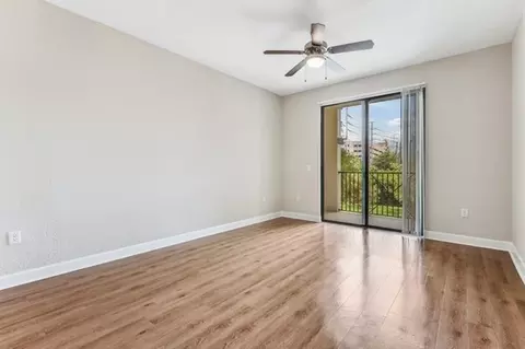 4504 W Spruce St, Tampa, FL 33607 photo 5