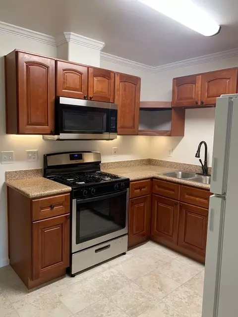3175 Cauby St, San Diego, CA 92110