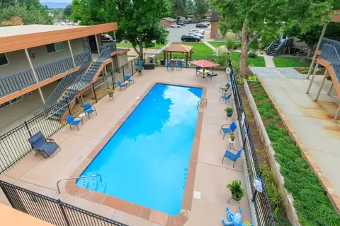 7620 W 62nd Ave, Arvada, CO 80004