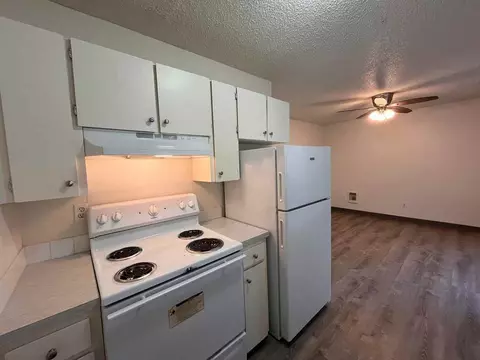 815 SE 223rd Ave, Gresham, OR 97030 photo 36