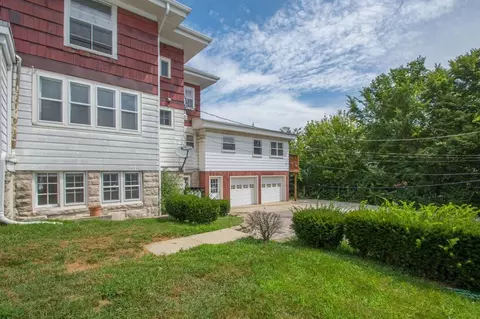 1218 N College Ave, Bloomington, IN 47404