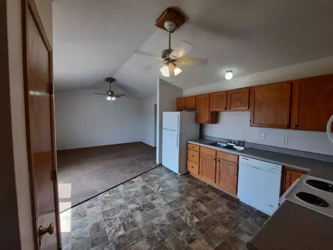 906 Washington Ave SE, Bondurant, IA 50035