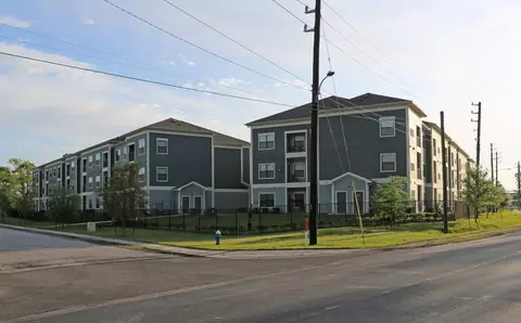 8520 Madie Dr, Houston, TX 77022 photo 9