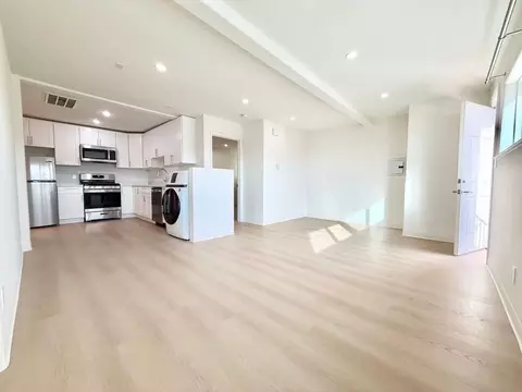 178 Montana St, San Francisco, CA 94112