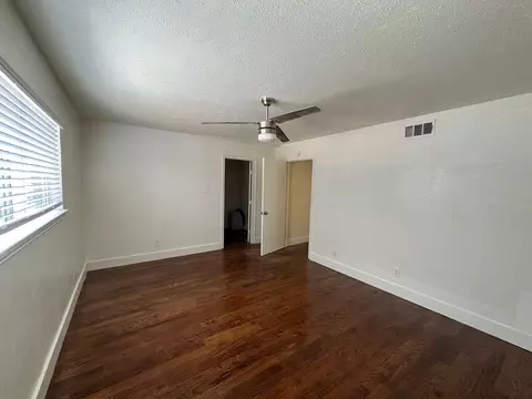 2211 S Vernon Ave, Dallas, TX 75224 photo 25