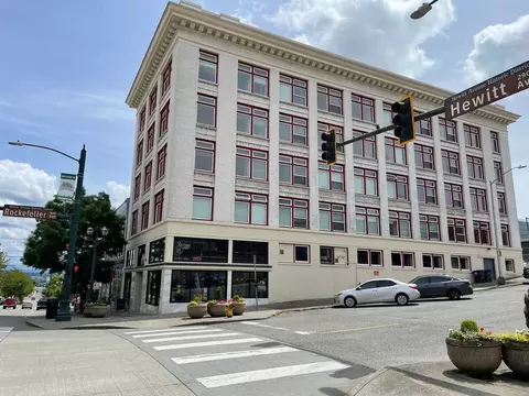 1804 Hewitt Ave, Everett, WA 98201