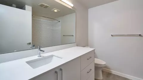 301 Minor Ave N, Seattle, WA 98109 photo 33
