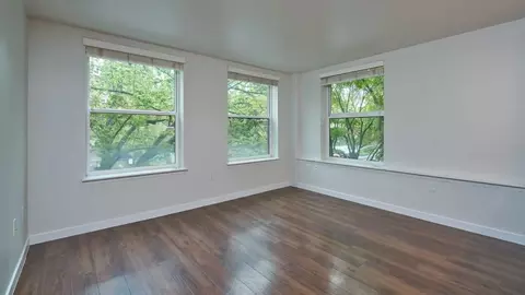 301 Minor Ave N, Seattle, WA 98109 photo 17