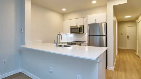 301 Minor Ave N, Seattle, WA 98109 photo 27