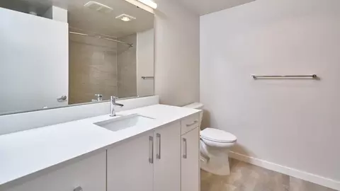 301 Minor Ave N, Seattle, WA 98109 photo 38