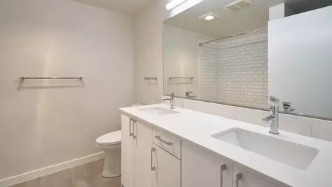 301 Minor Ave N, Seattle, WA 98109 photo 4