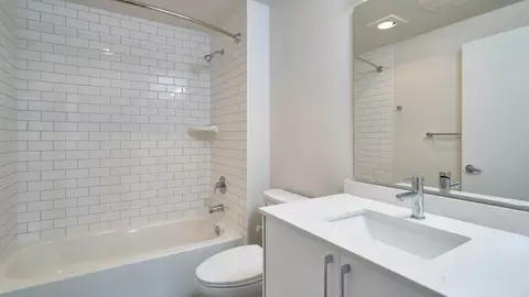 301 Minor Ave N, Seattle, WA 98109 photo 37