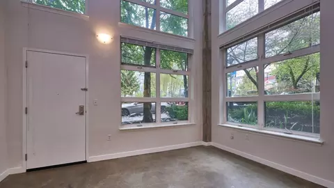 301 Minor Ave N, Seattle, WA 98109 photo 14