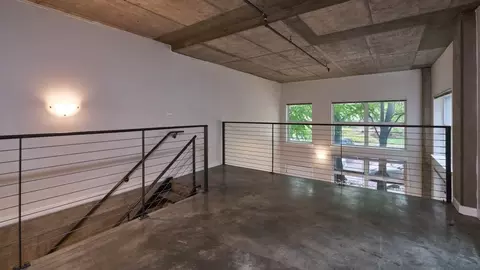 301 Minor Ave N, Seattle, WA 98109 photo 13