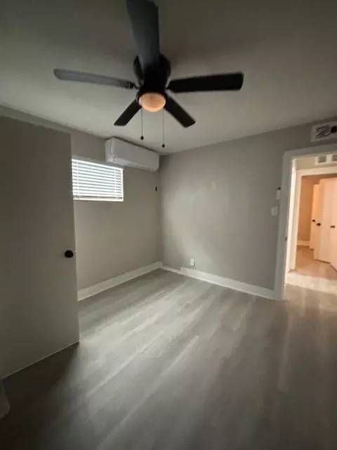4309 Pease St, Houston, TX 77023