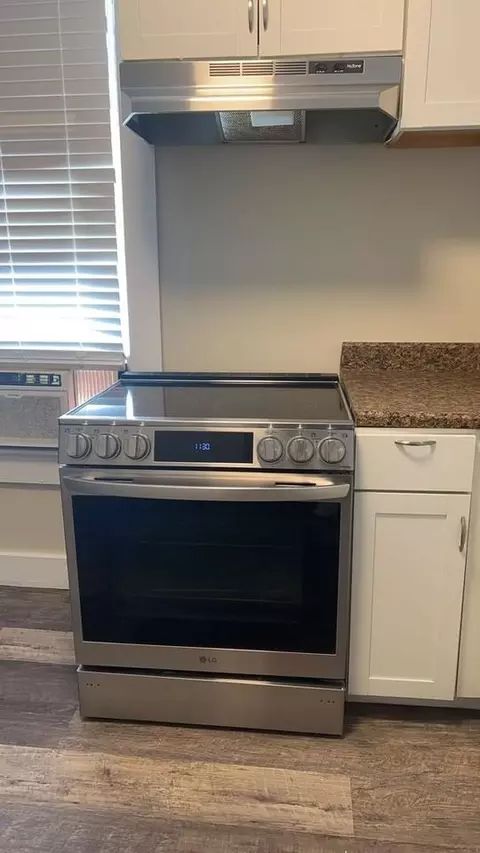 201 E 3rd Ave, Gastonia, NC 28052 photo 8