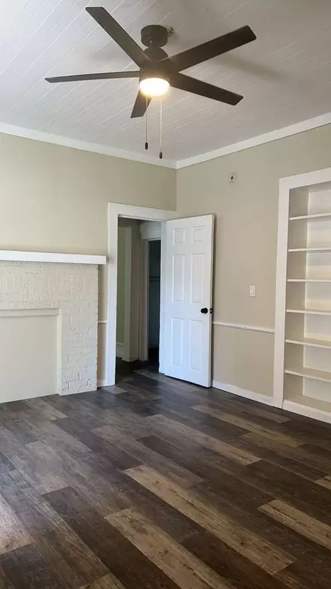 201 E 3rd Ave, Gastonia, NC 28052 photo 3