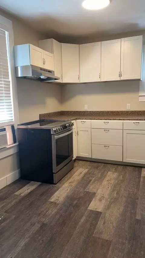 201 E 3rd Ave, Gastonia, NC 28052 photo 11