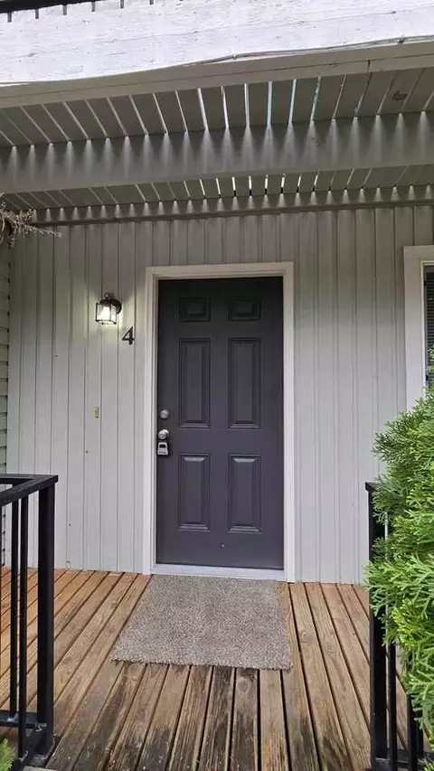 12709 48th Ave NE, Marysville, WA 98271