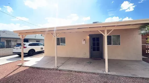 6714 N 54th Ave, Glendale, AZ 85301