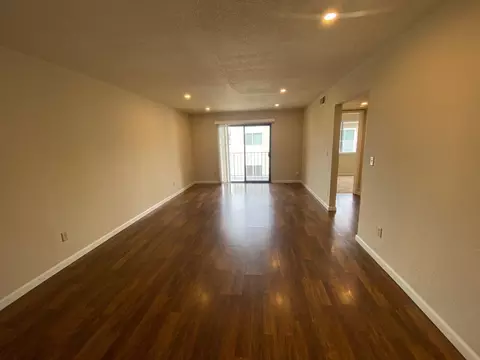 89 Th St, Broadmoor, CA 94015 photo 4