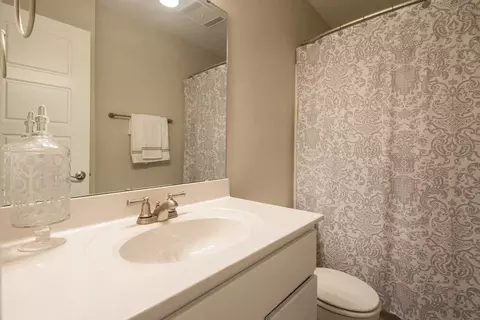 910 Shellbrook Ct, Raleigh, NC 27609 photo 29