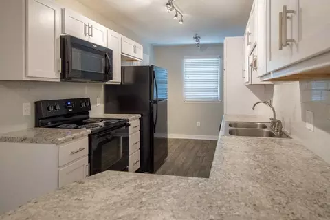 910 Shellbrook Ct, Raleigh, NC 27609 photo 25