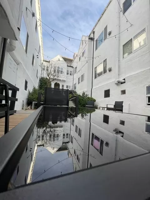 170 S Mountain View Ave, Los Angeles, CA 90057