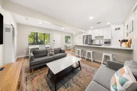221 Bath St, Santa Barbara, CA 93101