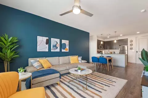 711 W Broadway Rd, Tempe, AZ 85282