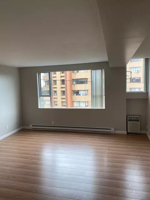2020 SW Salmon St, Portland, OR 97205