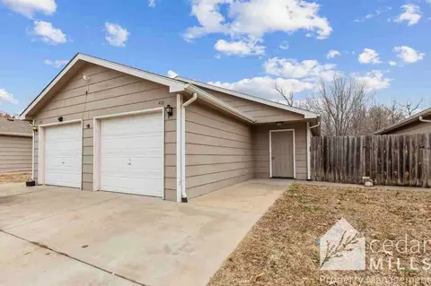W Newell St, Wichita, KS 67212