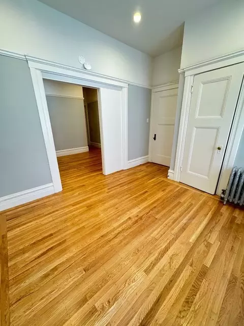 1114 Sutter St, San Francisco, CA 94109