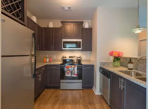 1700 Lakeshore Rdg, Birmingham, AL 35211