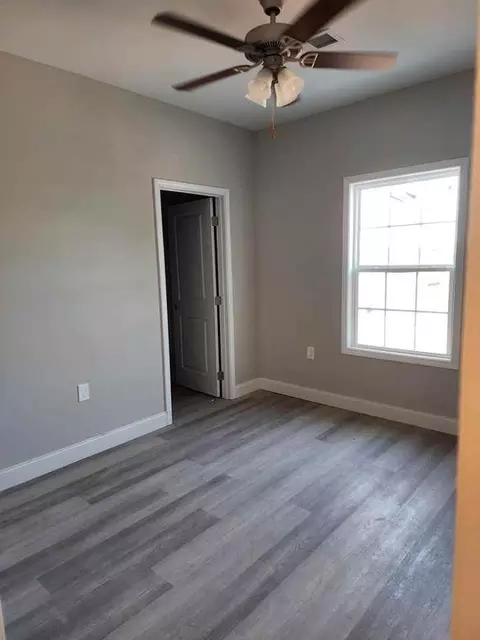 2244 Hickory St, Bowling Green, KY 42101