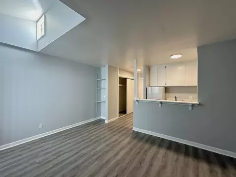322 W Park St, Stockton, CA 95203
