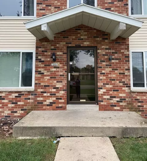 7501 W Green Tree Rd, Milwaukee, WI 53223