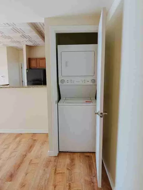 500 Red Table Dr, Gypsum, CO 81637