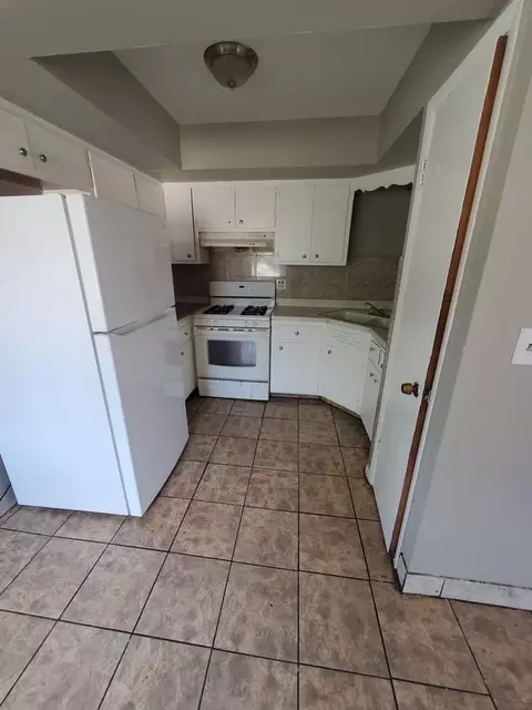 4651 N 36th St, Milwaukee, WI 53209