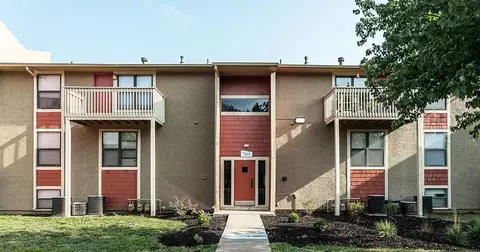 7620 Halsey St, Lenexa, KS 66216 photo 28