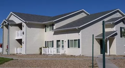 100 S Wind River Dr, Douglas, WY 82633 photo 7