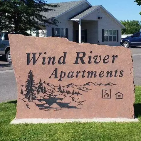 100 S Wind River Dr, Douglas, WY 82633 photo 8