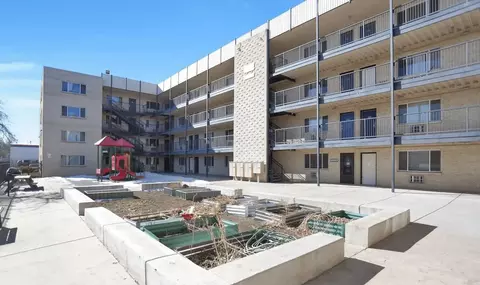 1571 Beeler St, Aurora, CO 80010