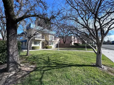 5229 El Camino Ave, Carmichael, CA 95608